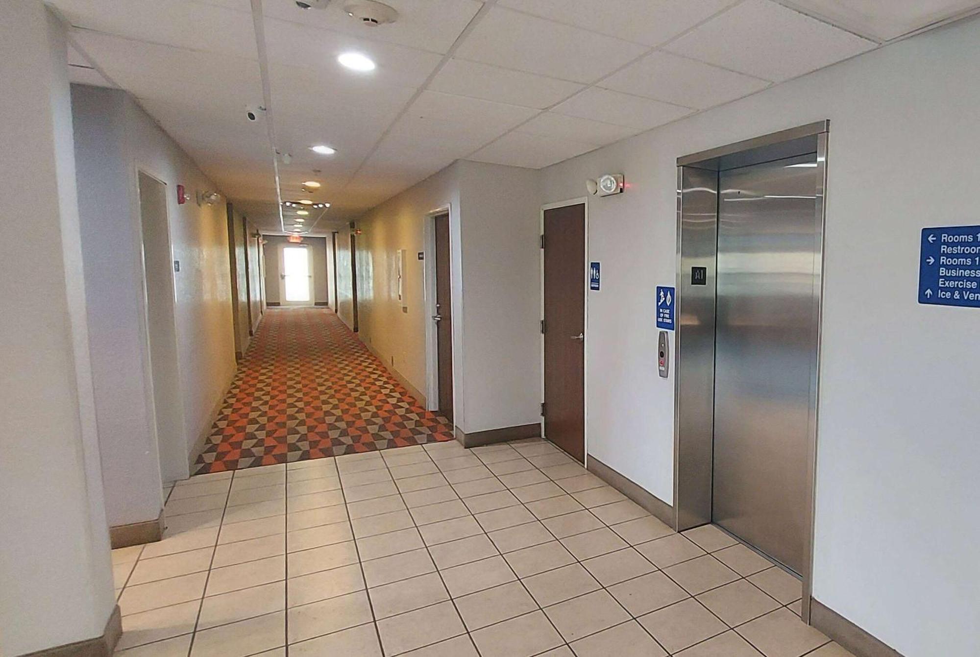 Microtel Inn & Suites By Wyndham Hoover/Birmingham Eksteriør bilde